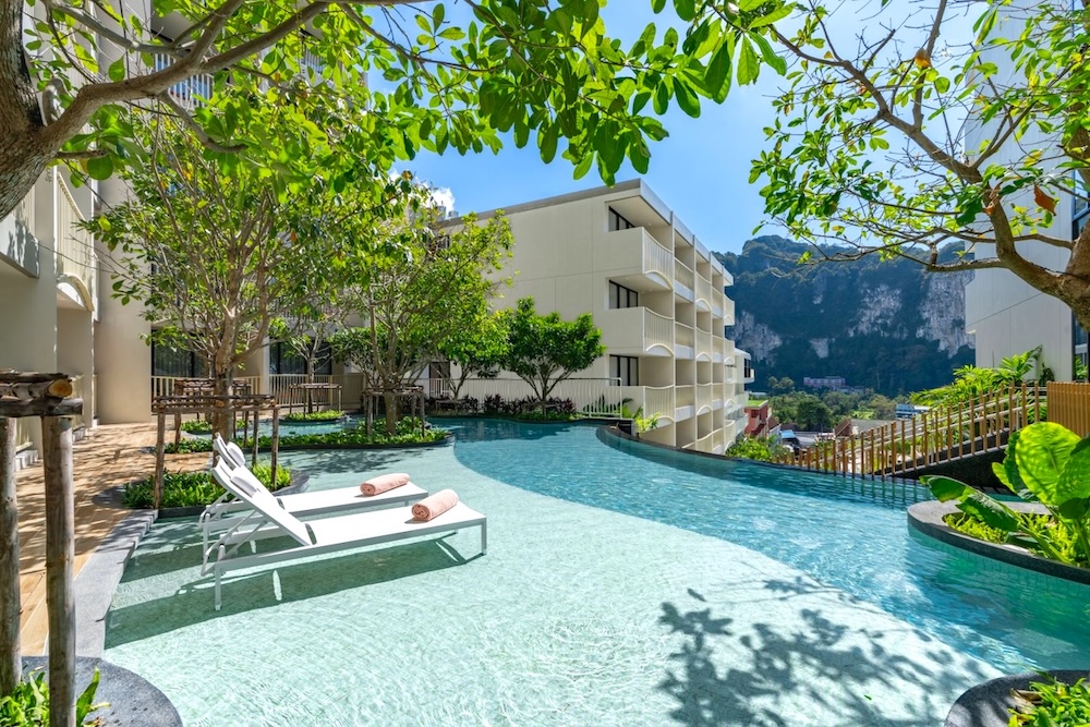 แกรนด์ เมอร์เคียว กระบี่ อ่าวนาง Grand Mercure Krabi Ao Nang — สระว่ายน้ำ
