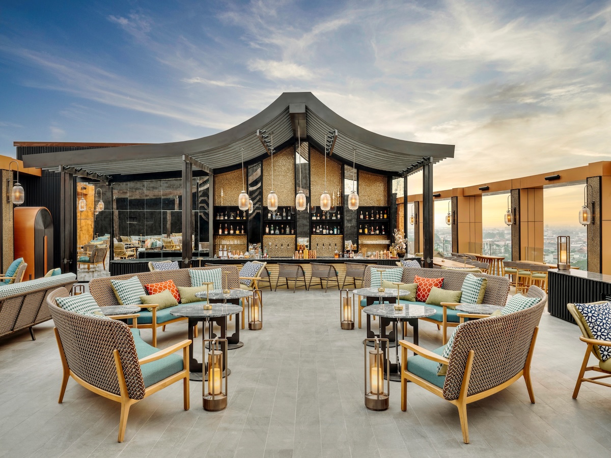 อินเตอร์คอนติเนนตัล เชียงใหม่ แม่ปิง InterContinental® Chiang Mai The Mae Ping — สกายบาร์
