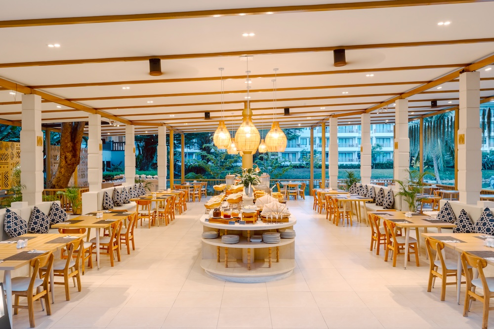 เขาหลัก เอมเมอรัลด์ บีช รีสอร์ต แอนด์ สปา Khaolak Emerald Beach Resort & Spa — ห้องอาหาร