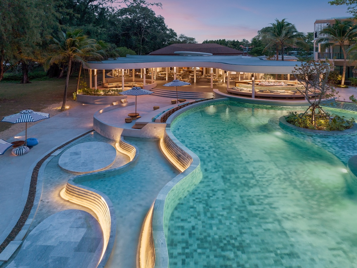 เลอ เมอริเดียน ภูเก็ต ไม้ขาว บีช รีสอร์ท Le M&eacute;ridien Phuket Mai Khao Beach Resort — สระว่ายน้ำ