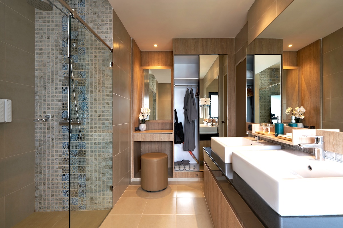 ป่าตอง เบย์ ฮิลล์ รีสอร์ท Patong Bay Hill Resort — ห้องนอน