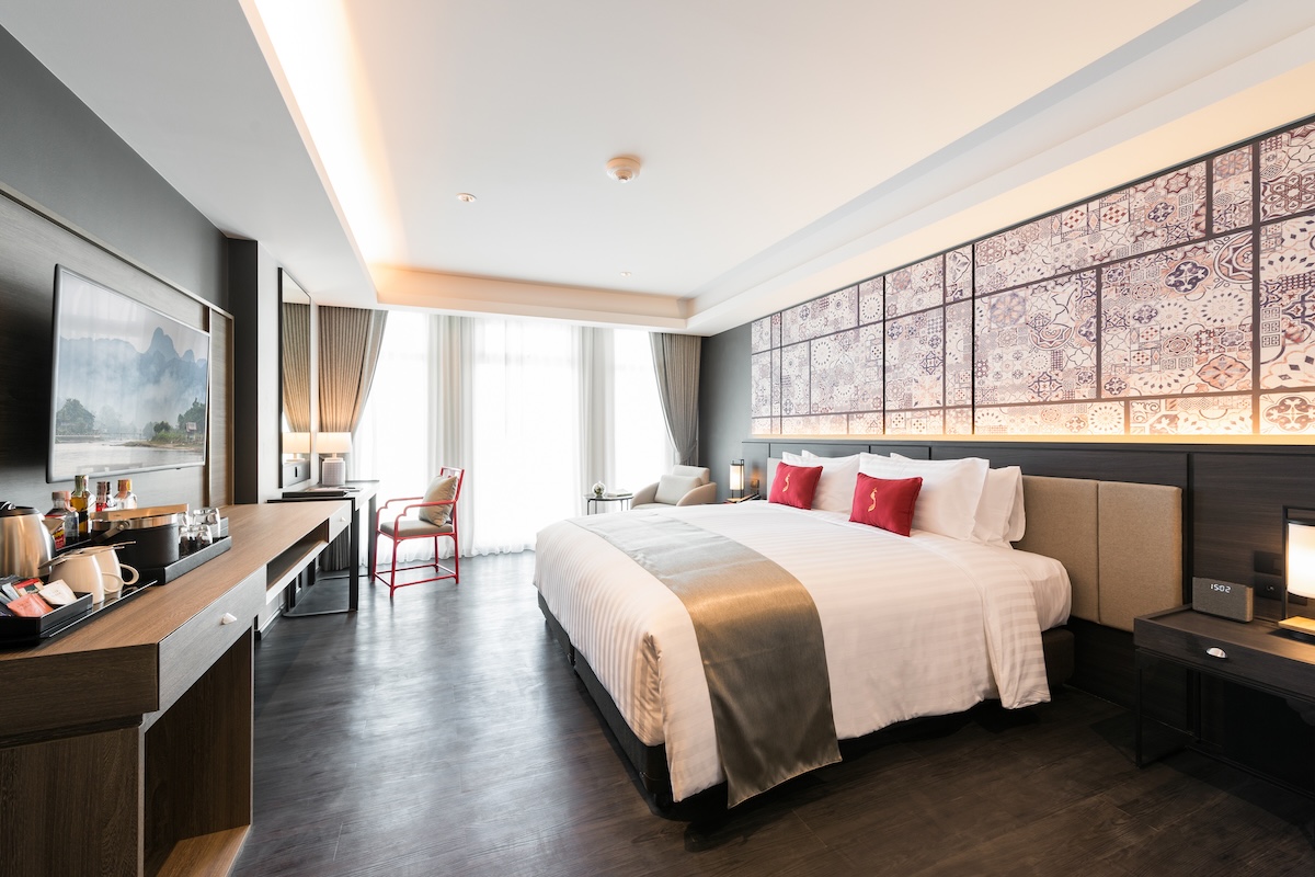 รามาดา พลาซา บาย วินด์แฮม เจ้าฟ้า ภูเก็ต Ramada Plaza by Wyndham Chao Fah — ห้องนอน