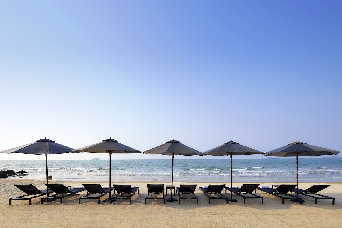 ระยอง แมริออท รีสอร์ต แอนด์ สปา Rayong Marriott Resort & Spa — ชายหาด