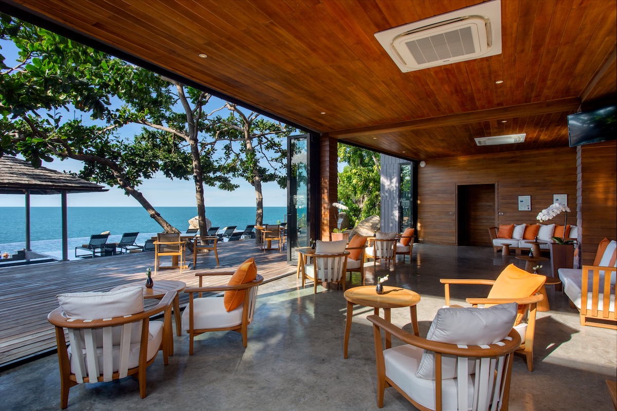 ศิลาวดี พูล สปา รีสอร์ท Silavadee Pool Spa Resort — Sun Lounge