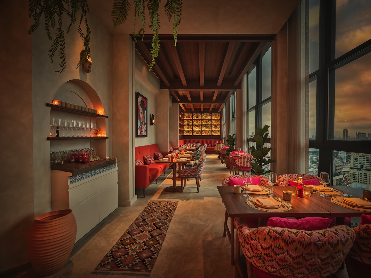สกายวิว โฮเทล กรุงเทพฯ เอ็ม ดิสทริคท์ SKYVIEW Hotel Bangkok EM District — ห้องอาหาร