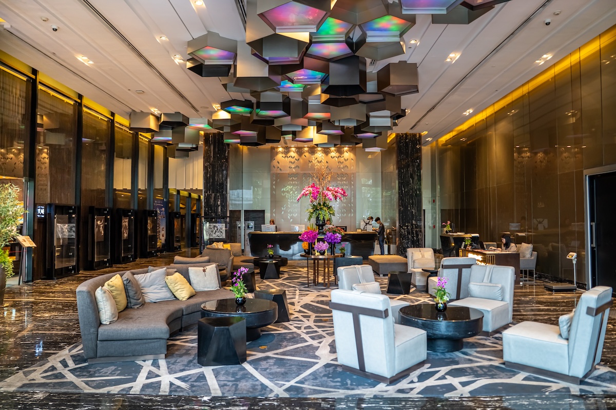 สกายวิว โฮเทล กรุงเทพฯ เอ็ม ดิสทริคท์ SKYVIEW Hotel Bangkok EM District — ล็อบบี้