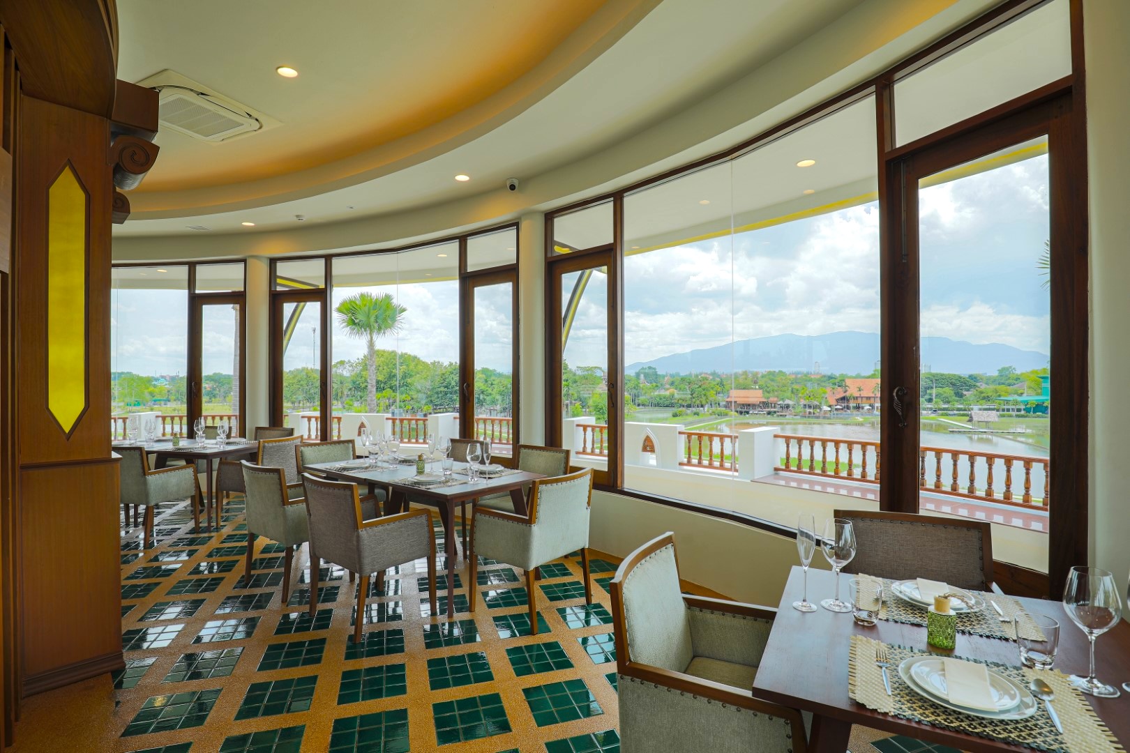 ธัญญ์ธารา รีสอร์ต เชียงใหม่ Thantara Resort Chiang Mai — ห้องอาหาร