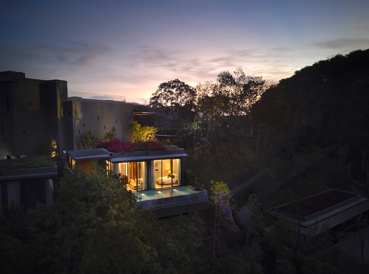 วี วิลล่า ภูเก็ต เอ็มแกลเลอรี คอลเลคชั่น V Villas Phuket – MGallery Collection — ห้องนอน
