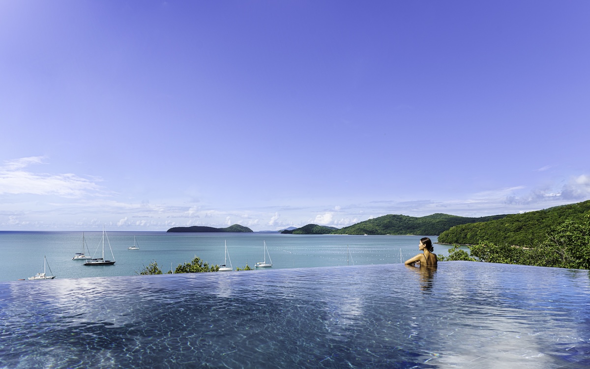 วี วิลล่า ภูเก็ต เอ็มแกลเลอรี คอลเลคชั่น V Villas Phuket – MGallery Collection — สระว่ายน้ำ
