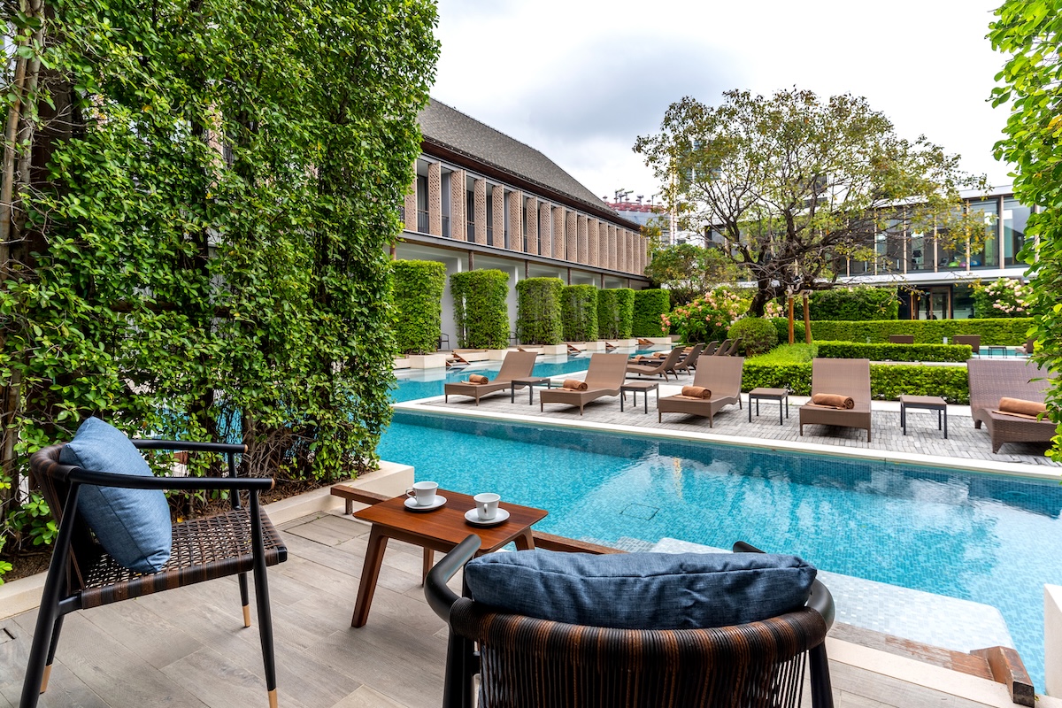 วิลล่า เดวา รีสอร์ต แอนด์ โฮเทล กรุงเทพฯ Villa Deva Resort & Hotel Bangkok — สระว่ายน้ำ
