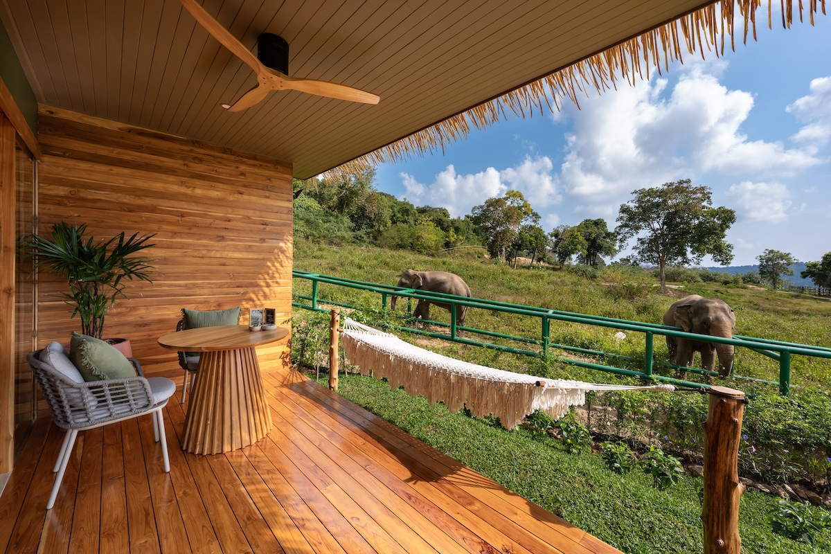 ไวลด์ คอตเทจส์ เอเลเฟนท์ แซงชัวรี รีสอร์ท Wild Cottages Elephant Sanctuary Resort — ห้องนอน